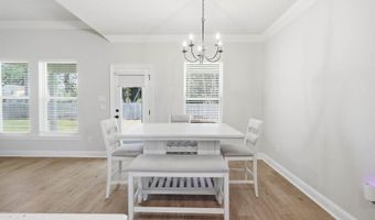 880 Leeward Dr, Biloxi, MS 39532