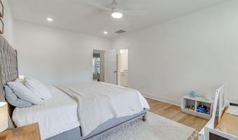 471 Mustang Rd, Camden, SC 29020