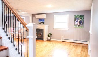 300 Northeast Rd, Standish, ME 04084
