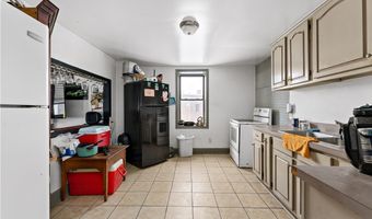 329 14th St, Ambridge, PA 15003