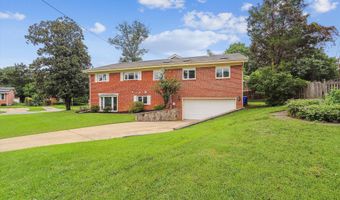 9915 ASHBURTON Ln, Bethesda, MD 20817