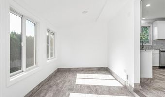 44 Atwells Ave, Johnston, RI 02919