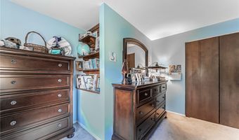 16775 Snyder Rd, Chagrin Falls, OH 44023