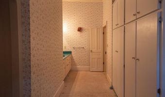 1205 N Main, Abbeville, SC 29620