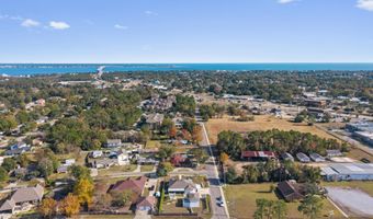 600 Beyer Dr, Bay St. Louis, MS 39520