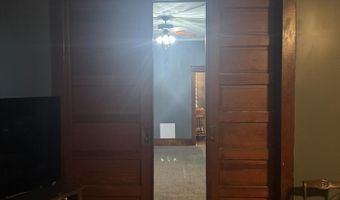 244 E Main St, Bells, TN 38006