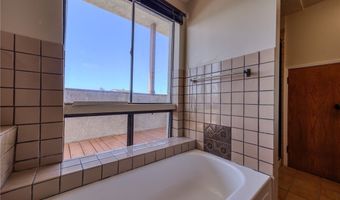 3194 Sycamore Ave, Bullhead City, AZ 86429