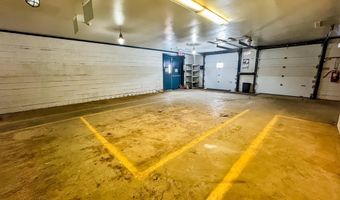 33 Transport Dr, Bennington, VT 05201
