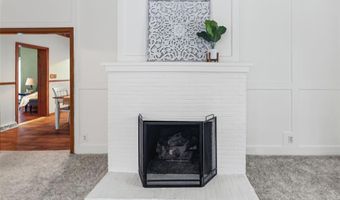 920 Danforth St, Alton, IL 62002