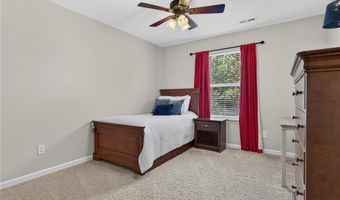 1388 Red Oak Plantation Dr, Ballwin, MO 63021