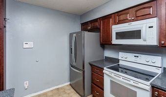 202 11th Ave NW, Altoona, IA 50009