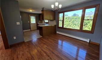 114 Florida Ave, Cranston, RI 02920