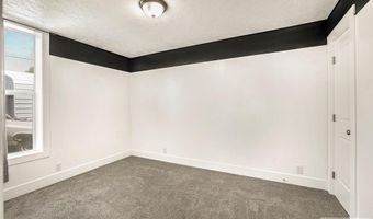 3617 E Lincoln Rd, Ammon, ID 83401