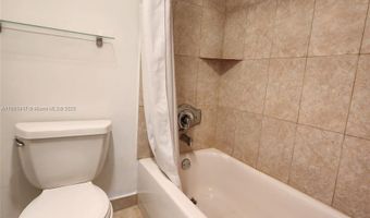 3301 N Country Club Dr 504, Aventura, FL 33180