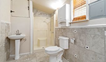 217 Sky Vw, Adkins, TX 78101