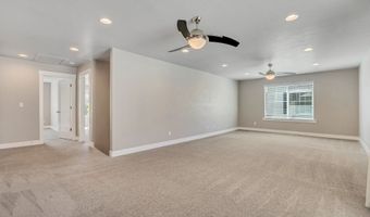 296 S 600 W, Centerville, UT 84014
