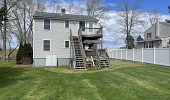 73 Gould Ln 2, Branford, CT 06405