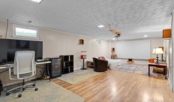 690 W 1st Ave, Broomfield, CO 80020