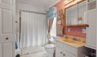 26 Eagle Rd, Chubbuck, ID 83202