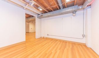 641 Louise Dr, Ann Arbor, MI 48103