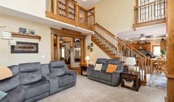 616 3rd Ave NW, Altoona, IA 50009