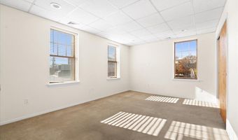 194 Park Ave 2B, Amityville, NY 11701