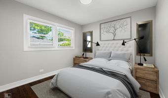 1166 S Highland Ave, Arlington Heights, IL 60005