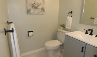 863 YORKLYN Rd, Hockessin, DE 19707