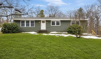 3 Santom St, Auburn, MA 01501