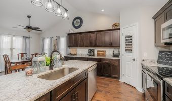 260 Celeste Dr, Baxter, TN 38544
