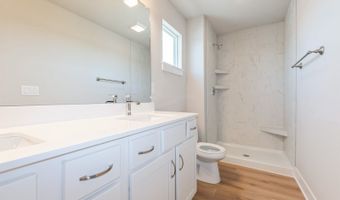 2304 Chan Dr, Adel, IA 50003