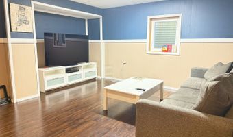3851 N GALENA Ct, Arlington Heights, IL 60004