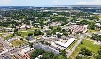 7 W MAIN St 12-14, Apopka, FL 32703
