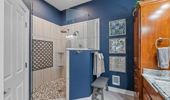 420 Cobblestone Ct, Slinger, WI 53086