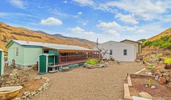 31018 Snake River Rd, Asotin, WA 99402