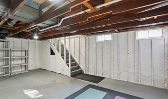 1309 6th Ave SE, Altoona, IA 50009