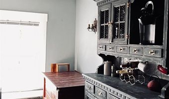 14 Glover Rd, Barton, VT 05822