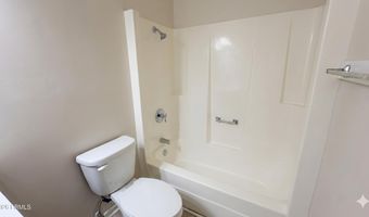 6 Oakwood Dr, Beaufort, SC 29907