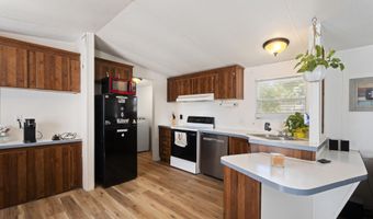 32233 S Shamrock Dr, Afton, OK 74331