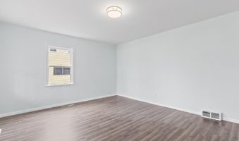 143 Park St, Adrian, MI 49221