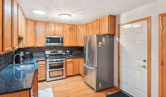 11435 Crossings Ct, Alsip, IL 60803