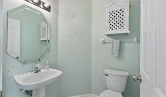 1048 LITTLE CYPRESS Ky, Atlantic Beach, FL 32233