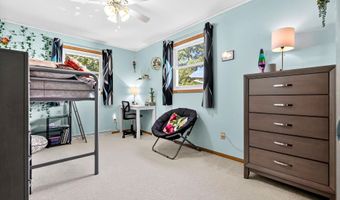 1025 W ROBERTS Ave, Appleton, WI 54914