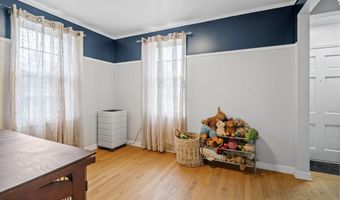 9 Victor St, Albany, NY 12206