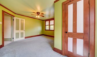 805 N Indiana Ave, Auburn, IN 46706