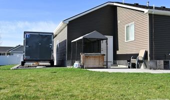 4213 Barton Ln, Ammon, ID 83406