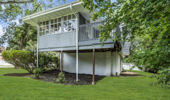 226 Mill Creek Dr, Bayville, NJ 08721