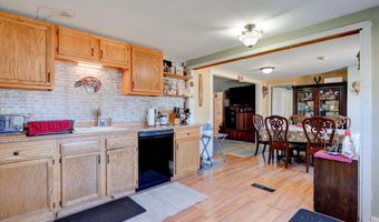 35 Bunker Hill Rd, Auburn, NH 03032