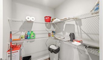 860 1ST St SE, Bandon, OR 97411