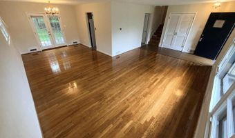 9412 HOLLAND Ct, Bethesda, MD 20814